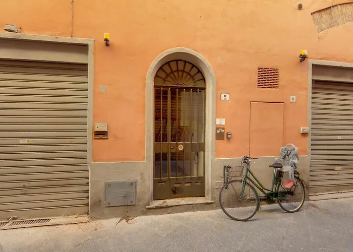 Del Guanto Apartment By Mamo Florence